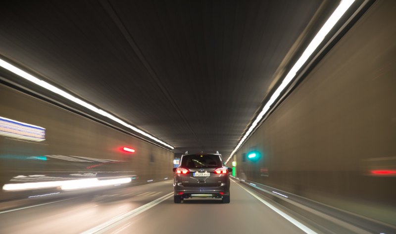 2022燃油车和新能源车销量对比,汽车销量与价格2022