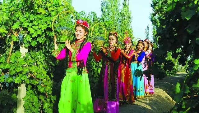 莽山五指山有吃饭的地方吗_海口蛋糕排行榜前十名