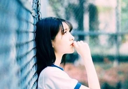 我女儿18岁满脑子里都是谈对象 家长怎么疏导 请指教,女儿早恋怎么办