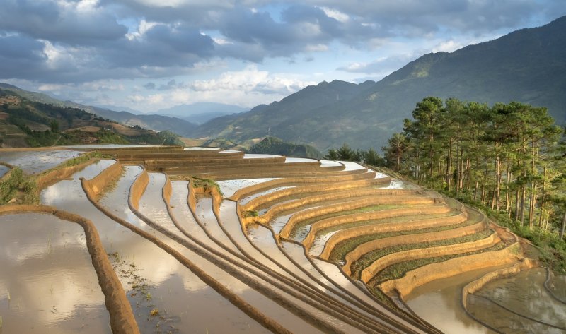 广西去越南从哪里出境 广西越南旅游