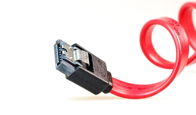 pci-e接口插哪里_什么是PCIE插槽