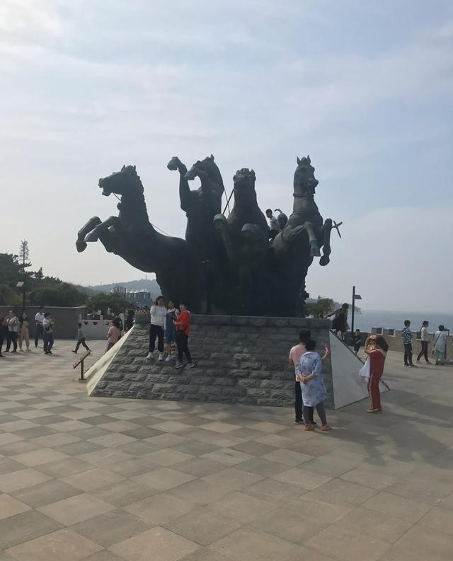欧洲六国游需多少人民币_外出旅游是在出发地报团好，还是到目的地报团经济实惠