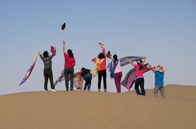 去++旅行拍照衣服什么好看,++阿里旅游
