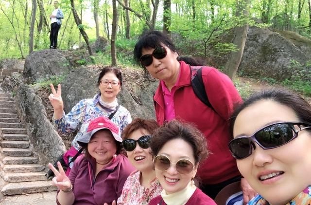 去++旅行拍照衣服什么好看,++阿里旅游
