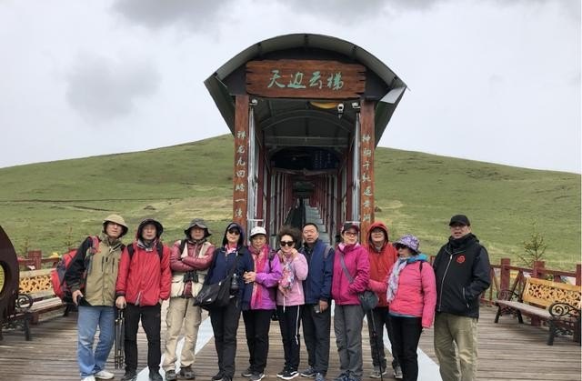去++旅行拍照衣服什么好看,++阿里旅游