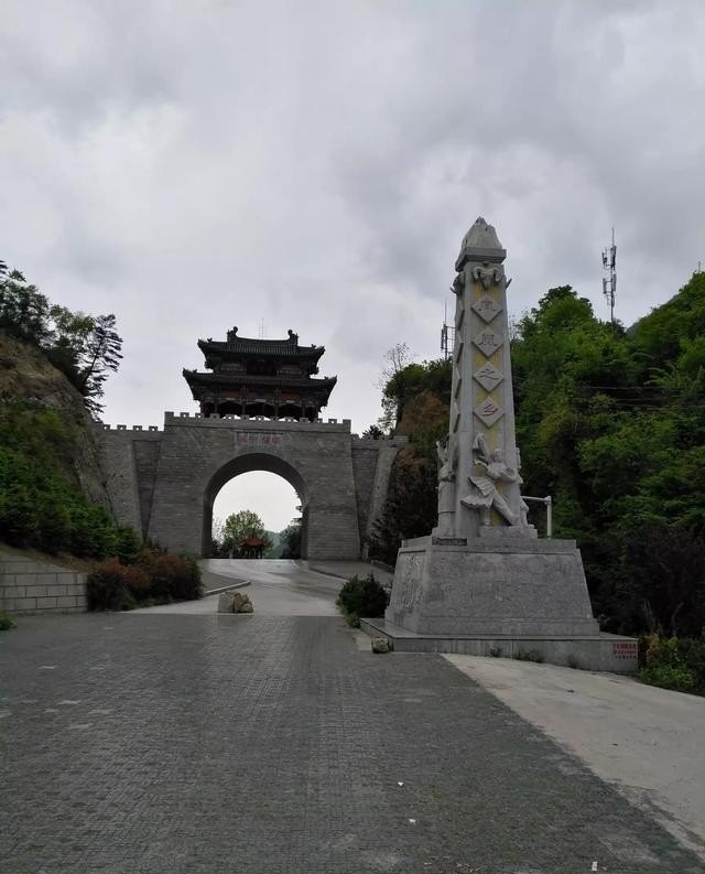 出省旅游是跟团还是自由行划算,自主旅游