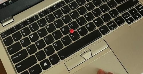 电脑中的，++并替换，是什么意思_笔记本如何使用触摸板++粘贴