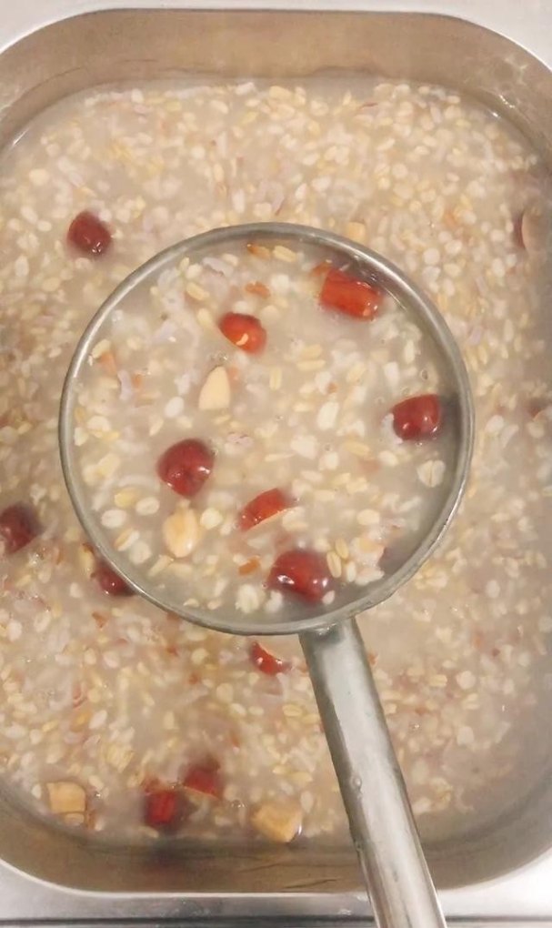 附近美食推荐地点实惠一点的店铺有哪些地方呢,附近美食推荐地点实惠一点的店铺有哪些地方呢