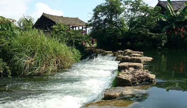 贵阳除了千户苗寨还有什么景点_贵州旅游景点排名前十