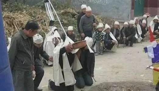 农村死人怎么出殡_平辈过世祭奠注意事项 - 华夏历史