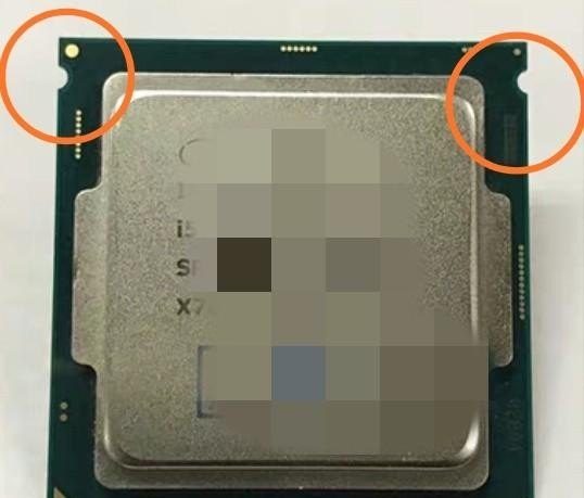 台式机电脑显示器与主机的连接线是通用的吗，电脑显示器怎么装