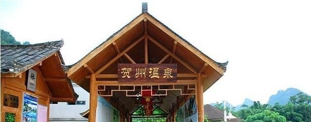 猪圈肠做法_简易母猪舍的建造