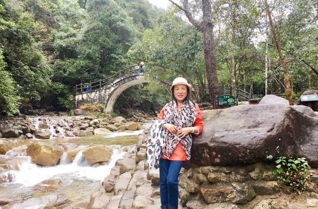 6月塞罕坝旅游带什么衣服，旅游衫