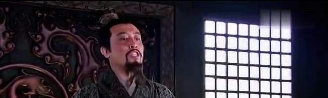 cf手游零氪怎么获得英雄级武器_穿越火线没有vip怎么买英雄级武器 - 小牛游戏