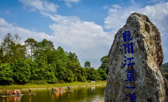 老挝万荣有哪些旅游景点，老挝旅游景点