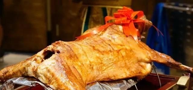 云南曲靖的黄焖羊肉哪家好吃，郑州香香美食推荐的羊排店在哪个位置啊多少钱