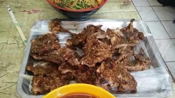 沈阳那里鸡架好吃，沈阳有什么好吃的美食推荐点餐地方吗