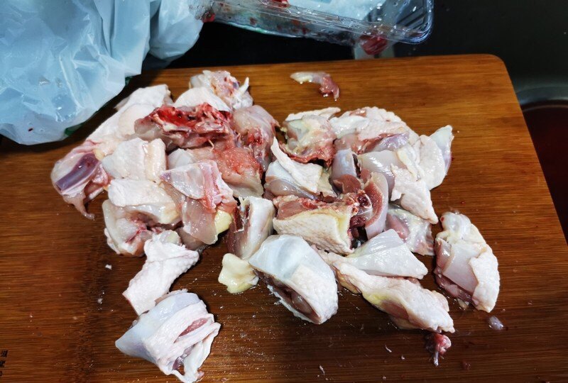 霸王别鸡的做法与配方_酒桌上上霸王别鸡有什么意思