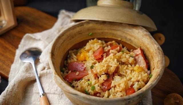 煲仔饭的由来,香港大班煲仔饭加盟
