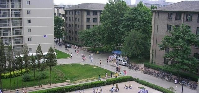 电热地板100平方一小时多少电_电热瓷砖耗电量多少