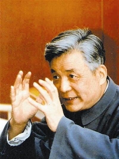 谁帮我找一些关于邓稼先生平资料_邓稼先生平经历