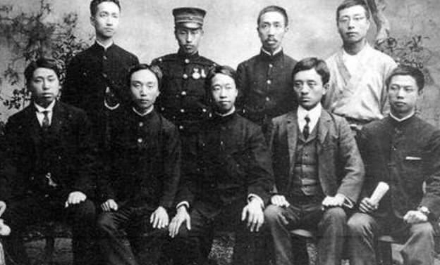 中国古代的十大阶层_建国初期阶级划分 - 华夏历史