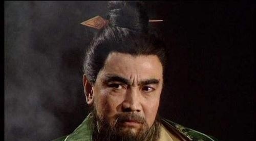 文学题——我国古代建安诗坛上最杰出的诗人是谁,关于丰功伟业的历史人物 - 华夏历史