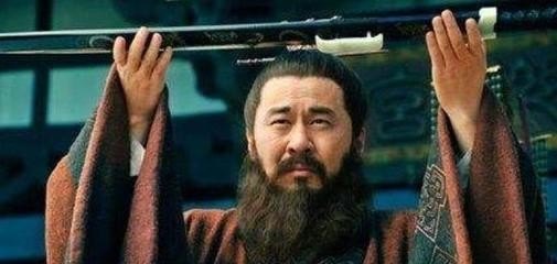 文学题——我国古代建安诗坛上最杰出的诗人是谁,关于丰功伟业的历史人物 - 华夏历史