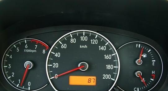 汽车仪表盘上的ｔｒｉｐ是什么意思啊_接待社计调与组团社计调的区别