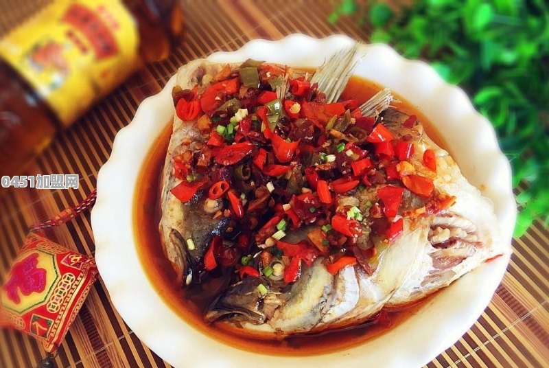 你认为长沙湘菜界目前有哪几位湘菜泰斗？有哪些你认为美味的湘菜推荐