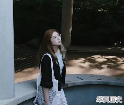 如何看待90后美女蒋涵萱的人体书法，这真的是艺术吗 - 华夏历史