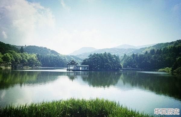 庐山和黄山相比，哪个历史地位更高 - 华夏历史