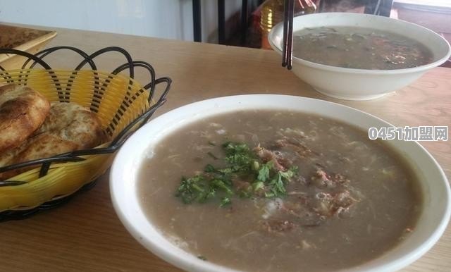 给你五百块人民币 你在当地能吃哪些特色菜及美食
