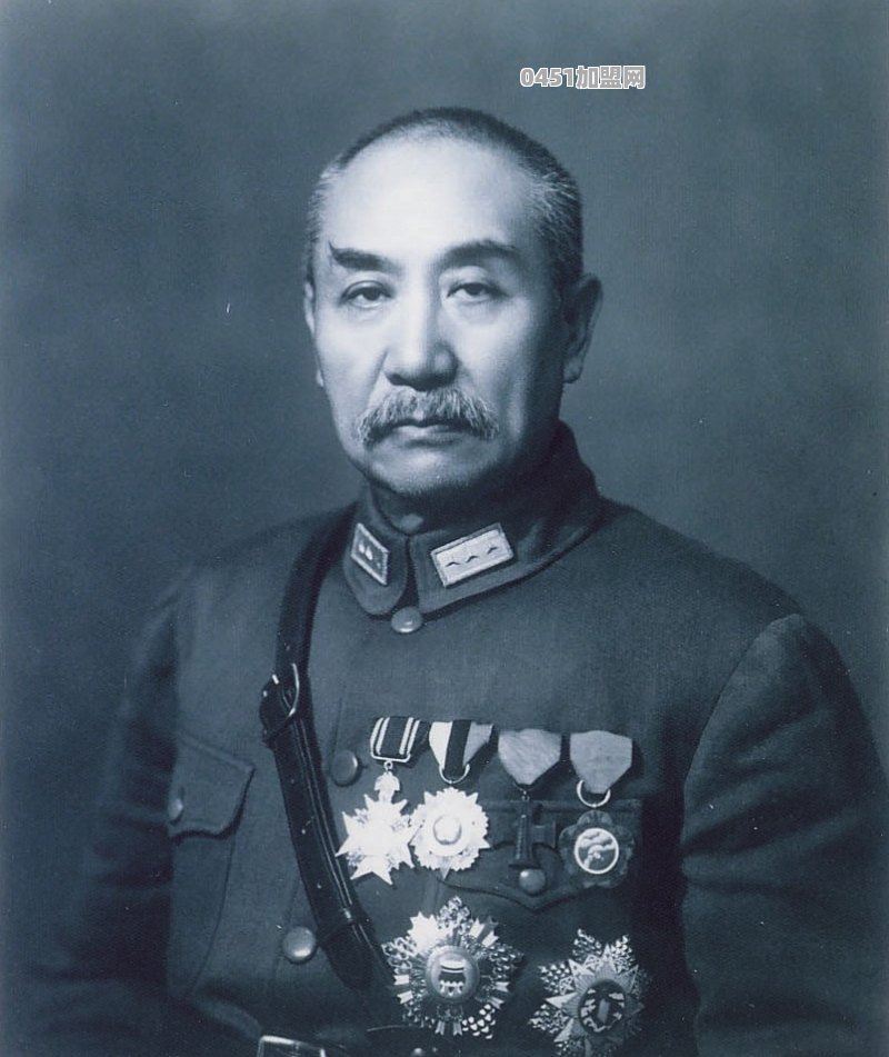 对德阳贡献最大的历史名人是谁？他都做过些什么