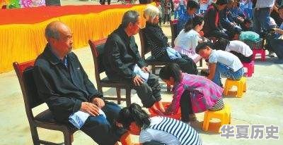 清明节快到了，各地都禁止上山焚烧，应采取什么方式祭祖比较好呢 - 华夏历史