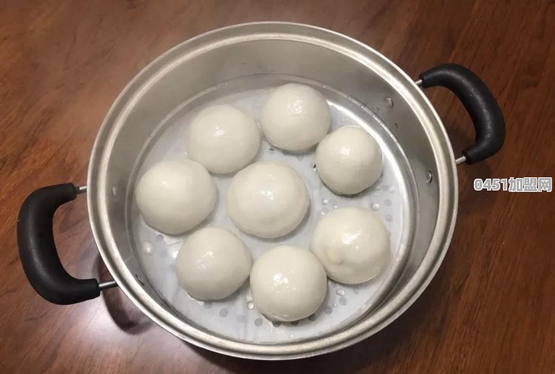 在四线城市投资三十万，做什么生意好