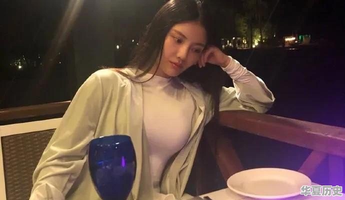 为什么三里屯有些端着高端相机和大长焦的人在那里拍照 - 华夏历史