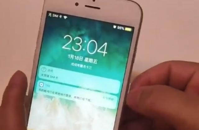 苹果13装卡的正确方法