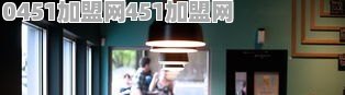 有个门面，人流量不多，有什么推荐做的生意？餐饮除外