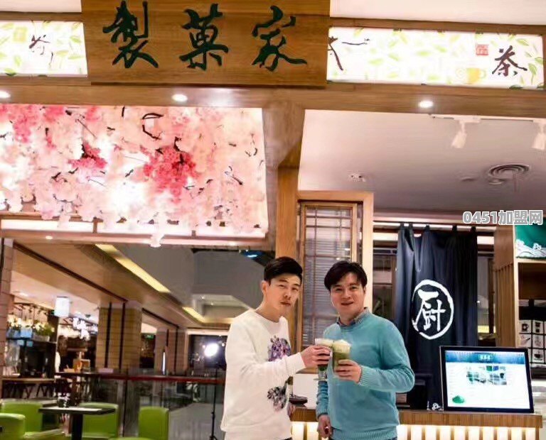 执教过八一、新疆的阿的江，如今是什么价格？工资待遇怎样