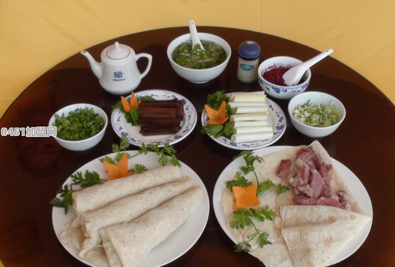 山东潍坊的特色美食，朝天锅是什么