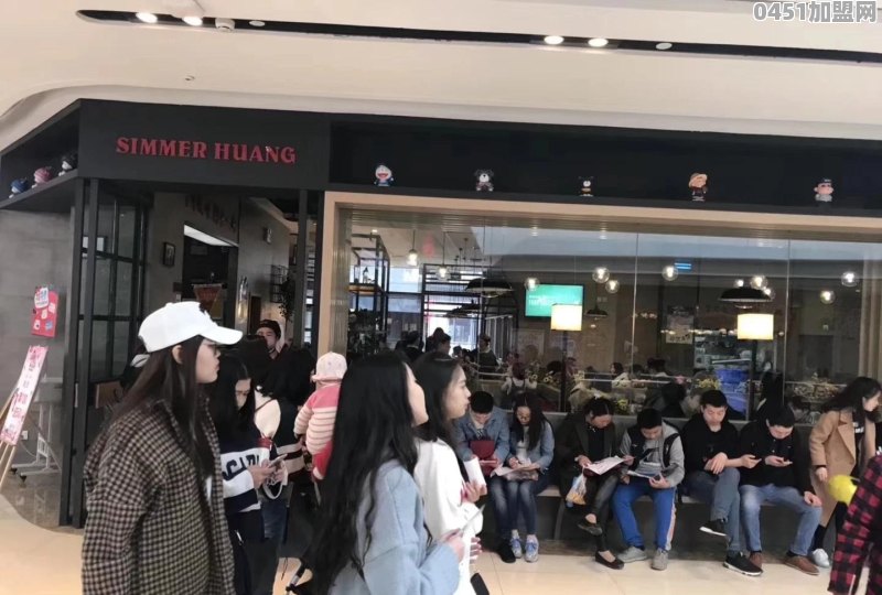 90后创业是先开店还是先从美食城类的小档口开始