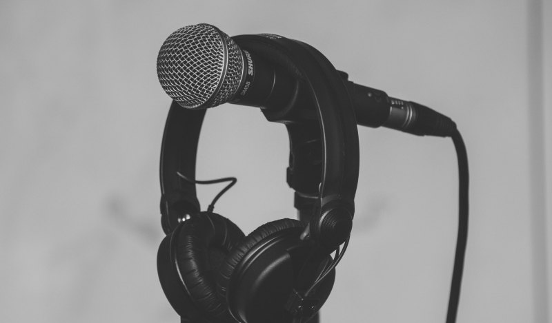 耳机的麦克风没有声音,怎么调试
