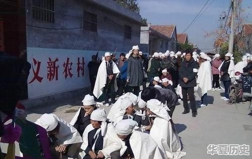 你见过哪些饭桌上不礼貌的行为 - 华夏历史
