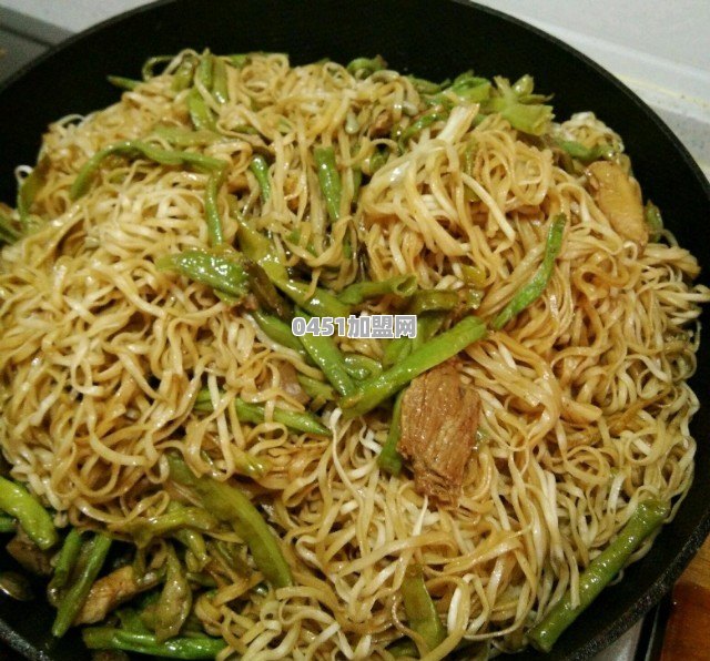 你是哪里人？家乡最特色的小吃有哪些