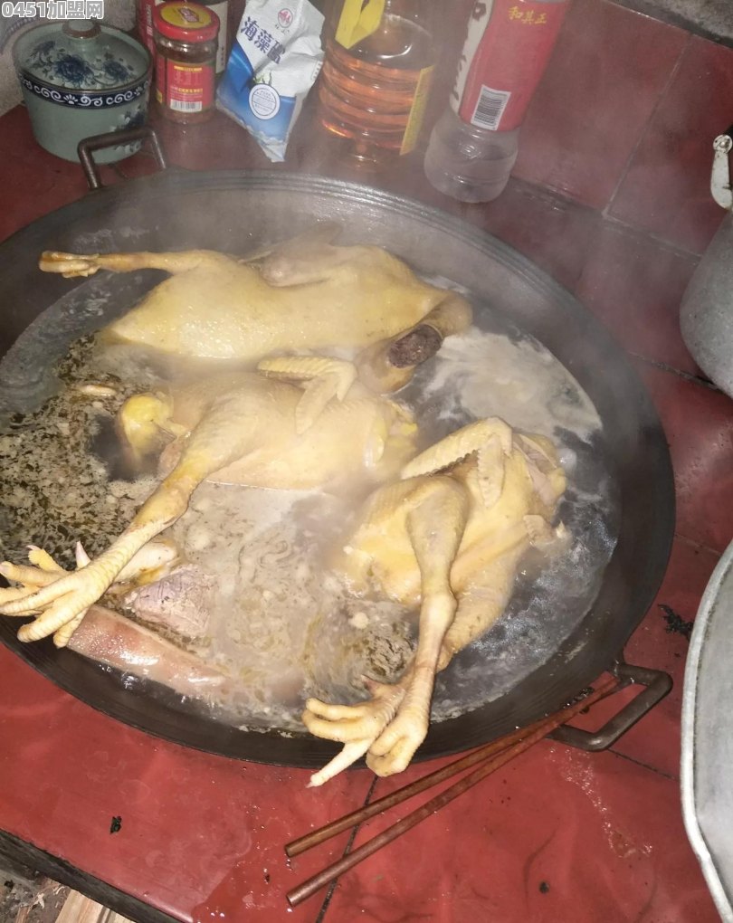 广州餐饮加盟简单吗？怎样才能开土窑鸡研究所