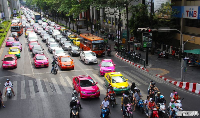 在张掖当地旅游如何租车？需要注意哪些问题