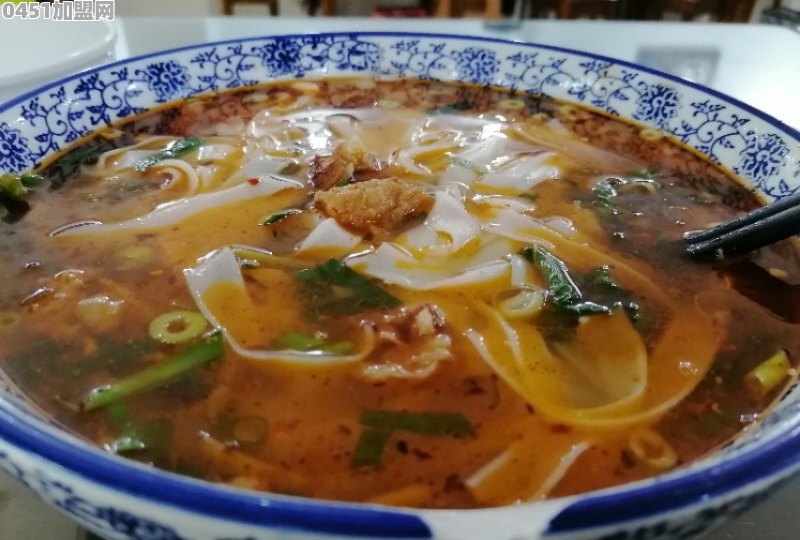 各种加盟品牌小吃店