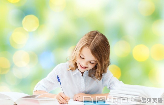 孩子上初二了 英语成绩不是很好 上辅导班也没有效果 怎么能够让孩子喜欢学英语
