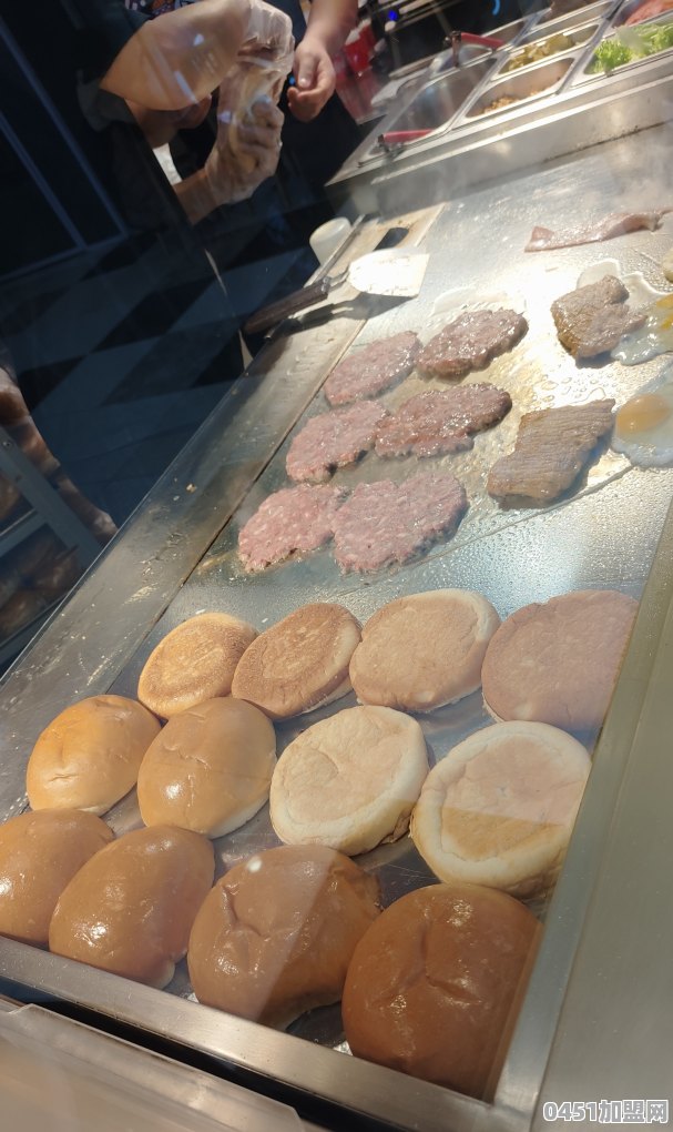 汉堡加盟好品牌设备店怎么样